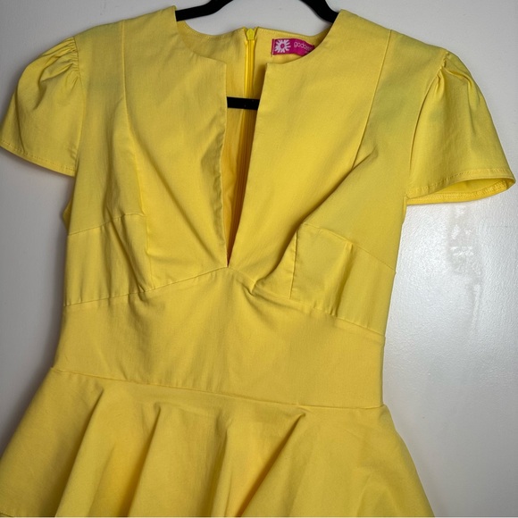 Goddess London Yellow Viscose V-Neck Vintage Inspired Peplum Pinup Dress NWT 4? - Picture 5 of 16